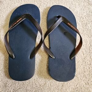 NWOT Sandals